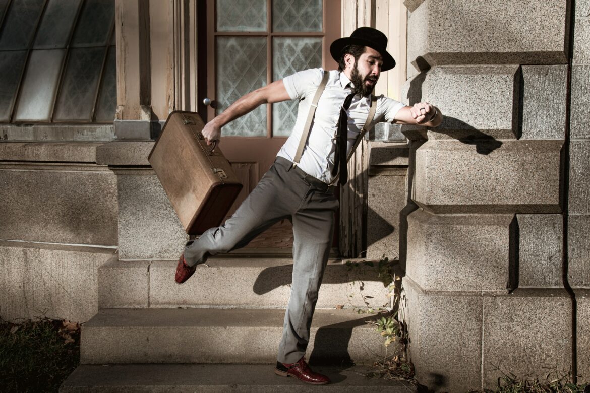 Photo par Christopher Luther homme en retard procrastination procrastiner